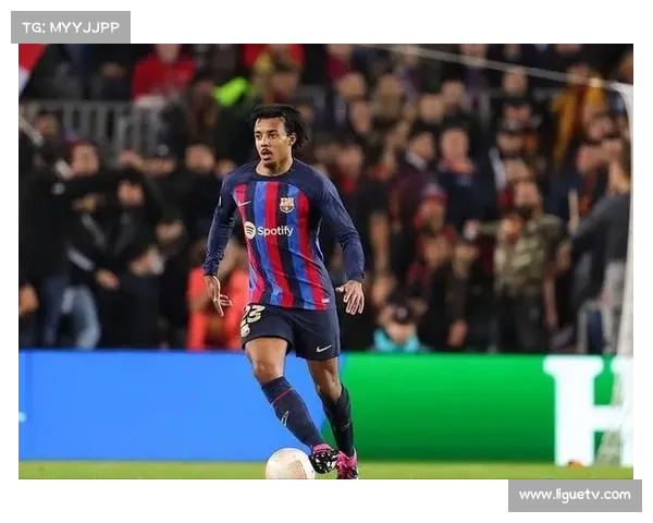 孔德乌龙，阿劳霍染红，巴萨客场溃败暴露防线隐忧